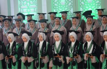 Wisuda Hamalatul Qur’an Rojabiyah ke-33